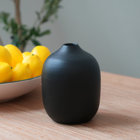 Magnolia Black Vase